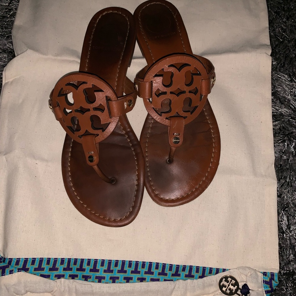 Used Brown Leather Tori Burch Flip Flops